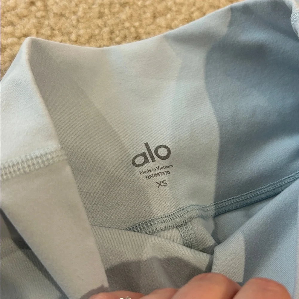 Alo Yoga Light Blue Leggings
